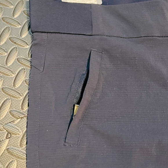 Kirkland Signature Dark Blue Trousers - Picture 13 of 13